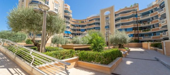 Квартира с 2 спальнями в Рим, Италия № 325121 34