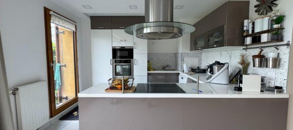 4 bedrooms House in Menucourt, France No. 285749 4