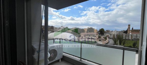 1 bedroom Apartment in Chieti, Italy No. 66727 3