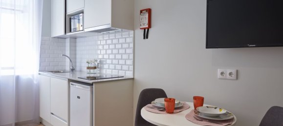 348m² Building in Leiria, Portugal No. 132002 16