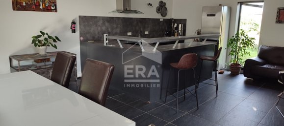 7-salle Bureau à Laon, France No. 251112 10