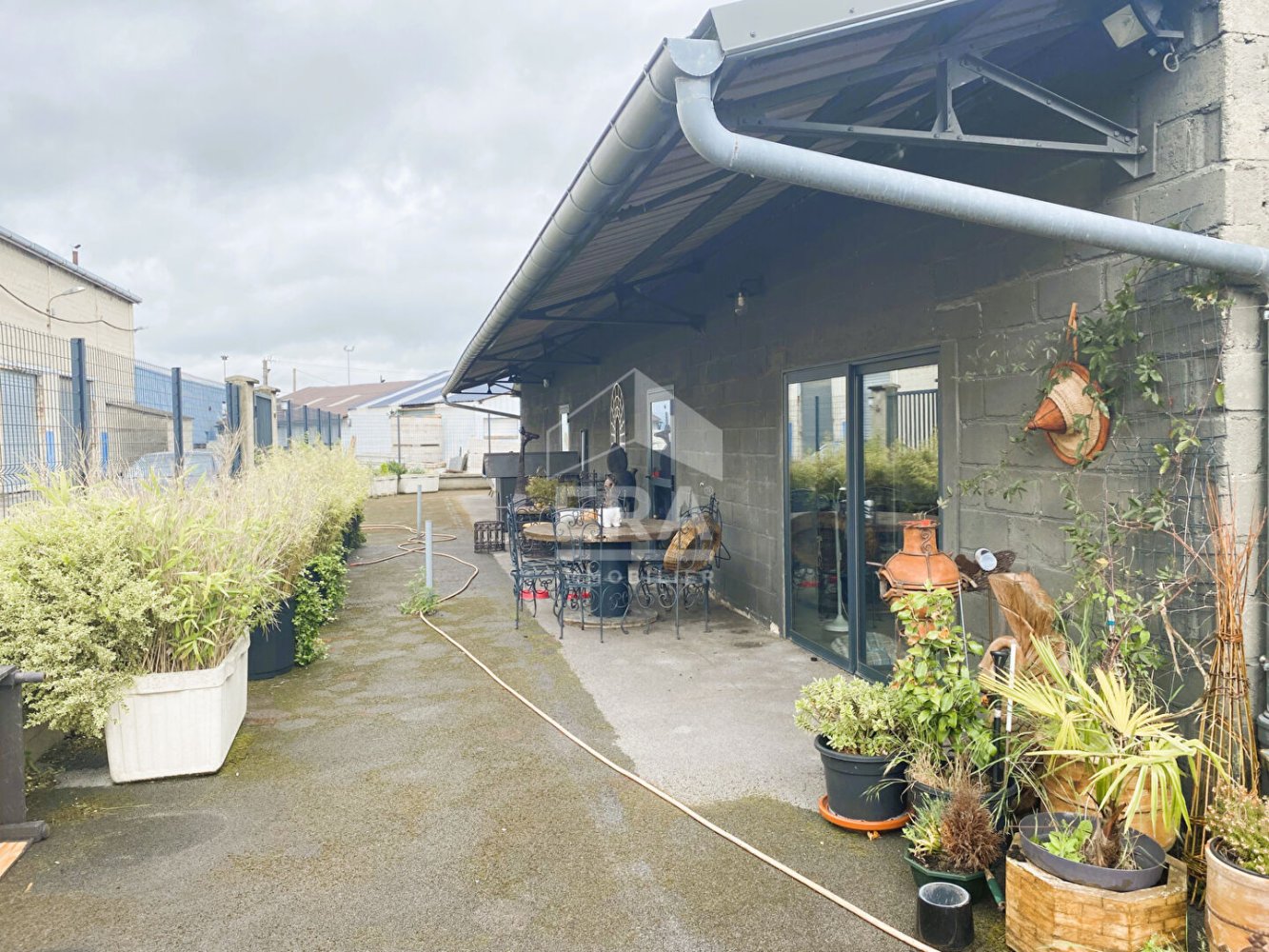 7-salle Bureau à Laon, France No. 251112