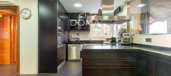 6 bedrooms Townhouse in Esplugues de Llobregat, Spain No. 28937 13