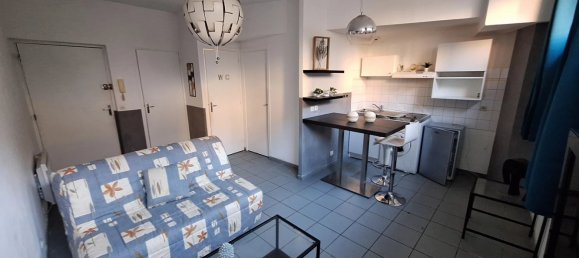 Studio in Croissy-sur-Seine, France No. 164710 5