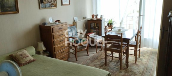 Studio à Troyes, France No. 74675 4