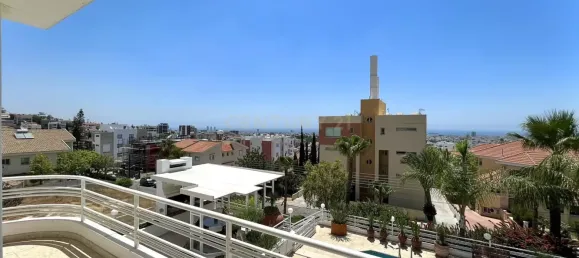 6 bedrooms Villa in Limassol, Cyprus No. 4441 12