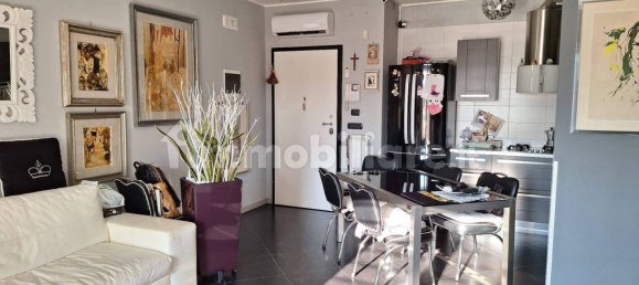 2 bedrooms Apartment in Capurso, Italy No. 39562 3