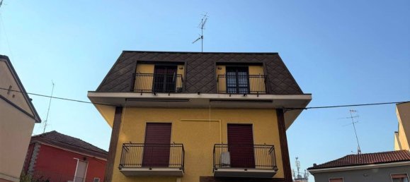 3-salle Appartement à Bresso, Italy No. 187751 6