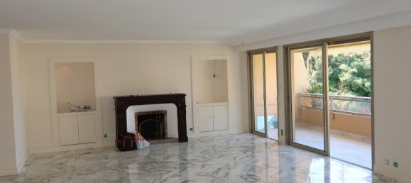 Квартира с 4 комнатами в Ницца, Франция № 339454 3