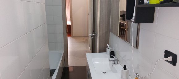 Квартира с 4 комнатами в Турин, Италия № 11364 18