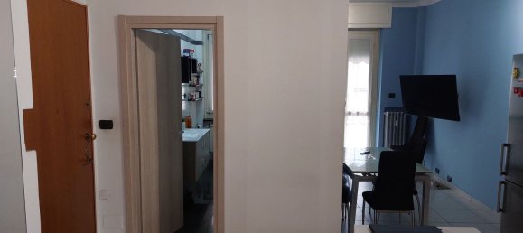 Квартира с 4 комнатами в Турин, Италия № 11364 4