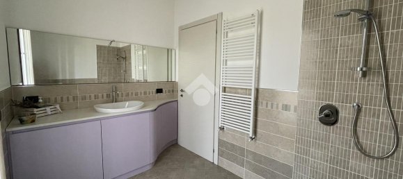 Квартира с 4 комнатами в Вилла д’Альме, Италия № 2899 15