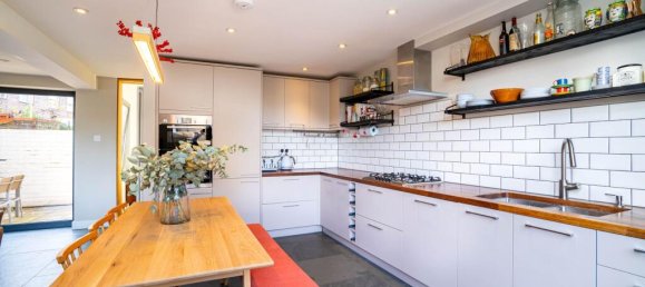 5 bedrooms House in London, United Kingdom No. 4565 16