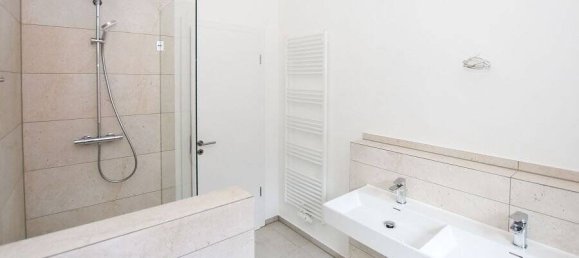 Dúplex de 4 dormitorios en Lower Saxony, Germany No. 181573 4