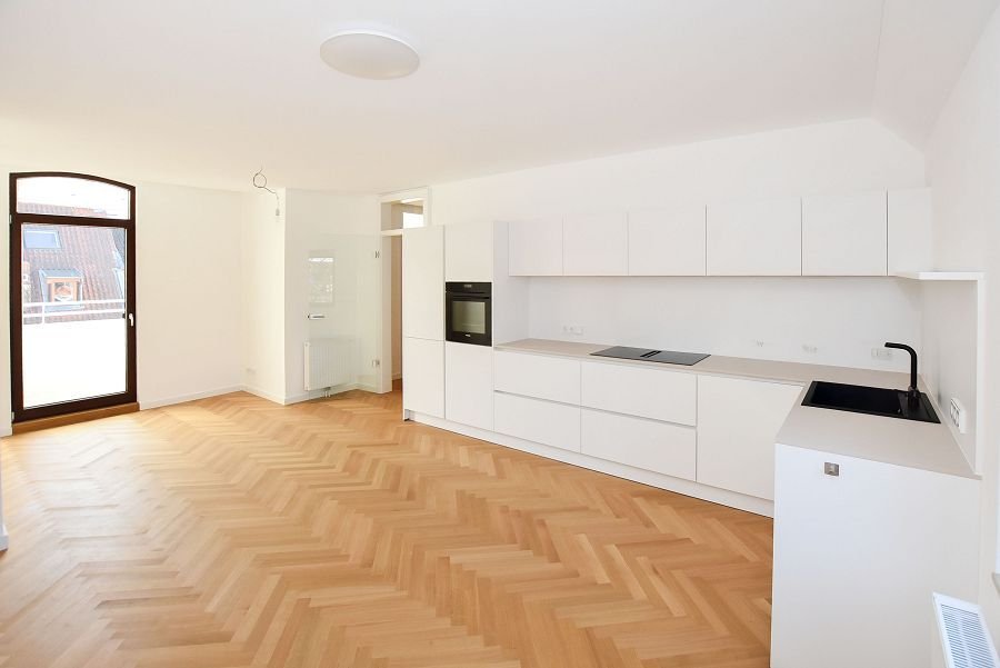 Dúplex de 4 dormitorios en Lower Saxony, Germany No. 181573