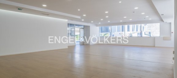 Gewerbliche Immobilie in Lisbon, Portugal 428m², Nr. 201776 2