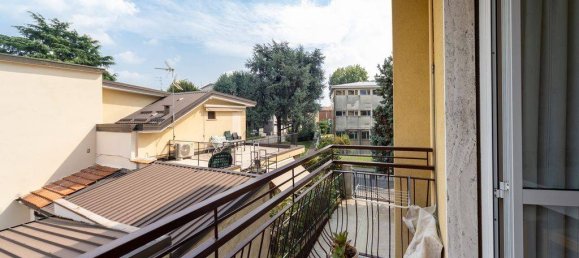 1 bedroom Apartment in Muggiò, Italy No. 378885 5