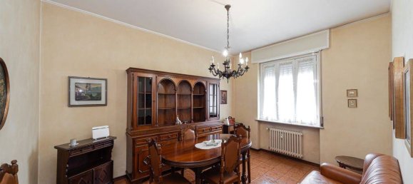 1 bedroom Apartment in Muggiò, Italy No. 378885 13