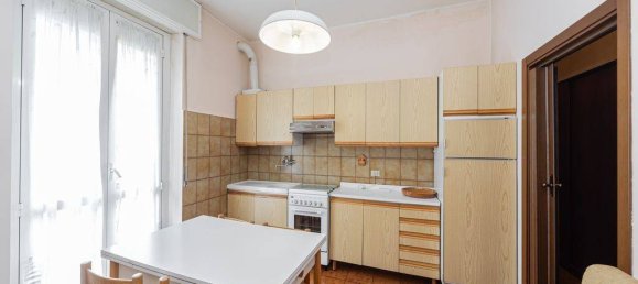 1 bedroom Apartment in Muggiò, Italy No. 378885 17