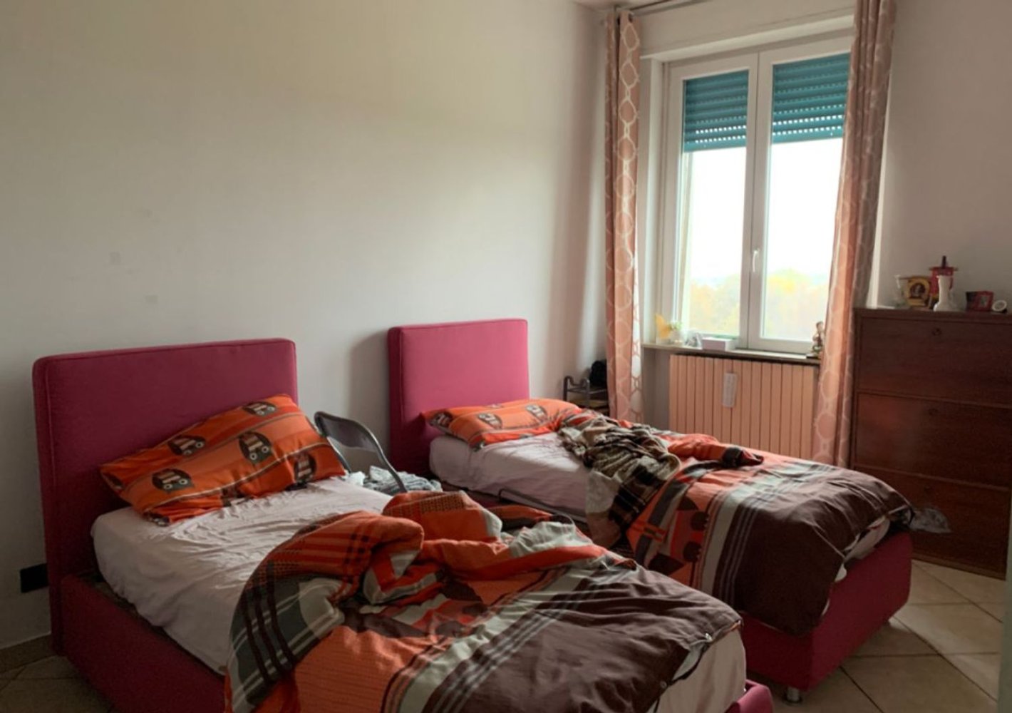 3غرفة شقة في Solaro, Italy رقم 61030