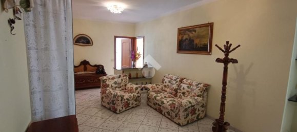 5-salle Appartement à Genoa, Italy No. 36224 14