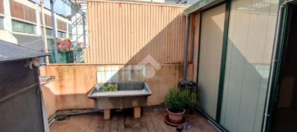 5-salle Appartement à Genoa, Italy No. 36224 5