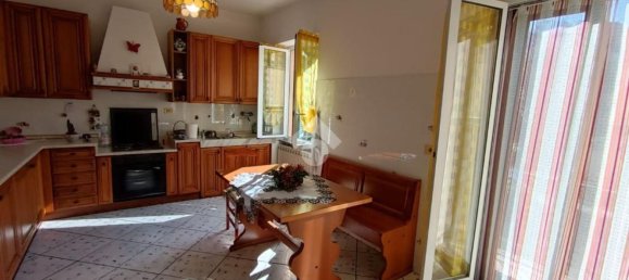 5-salle Appartement à Genoa, Italy No. 36224 17