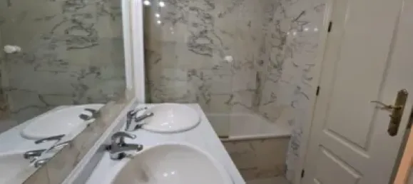 Apartamento de 3 dormitorios en Córdoba, Spain No. 85087 19