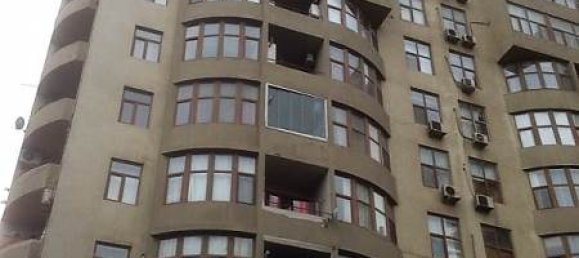 Квартира с 4 спальнями в Баку, Азербайджан № 191 48