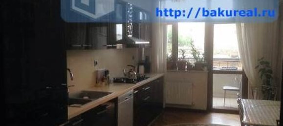 Квартира с 4 спальнями в Баку, Азербайджан № 191 30