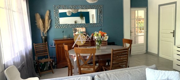 4-salle Appartement à Toulon, France No. 339489 6