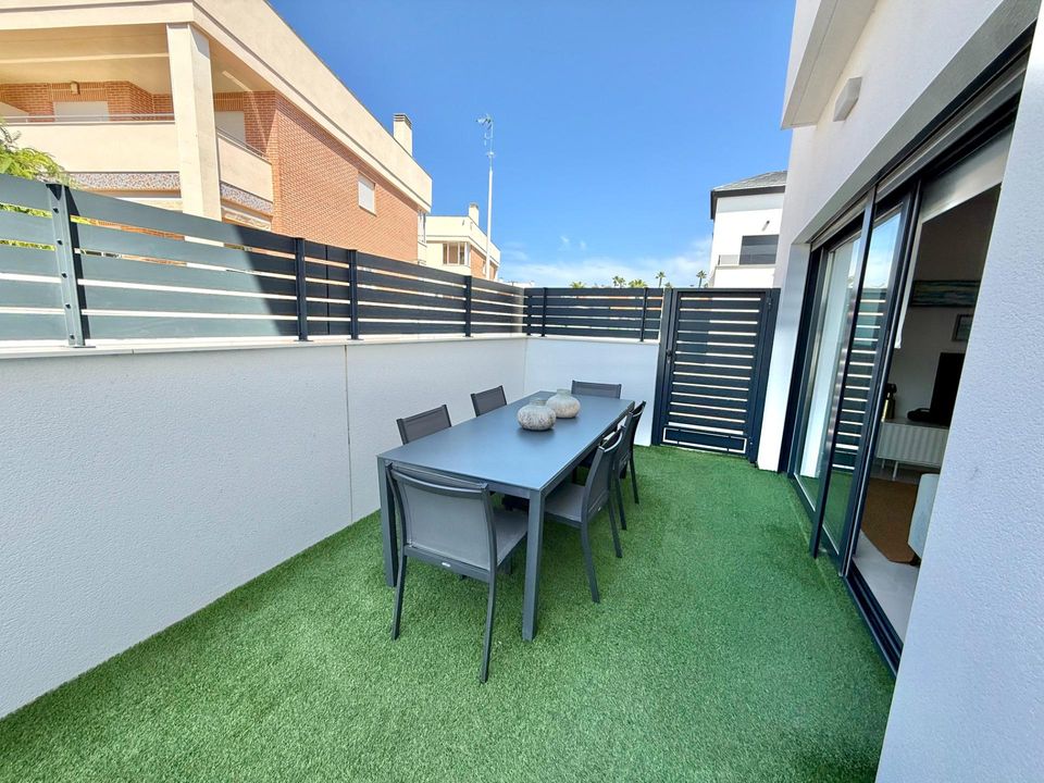 3 bedrooms Townhouse in Gran Alacant, Spain No. 195798