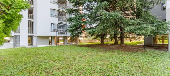 2 bedrooms Apartment in Milan, Italy No. 354250 21