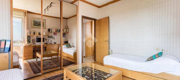 2 bedrooms Apartment in Milan, Italy No. 354250 17