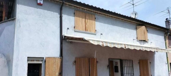 5 bedrooms Villa in Colli al Metauro, Italy No. 313987 3