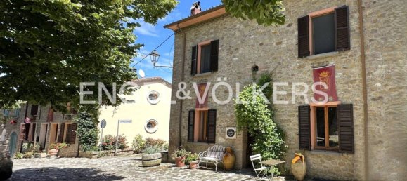 3 bedrooms Castles in Roncofreddo, Italy No. 295006 27