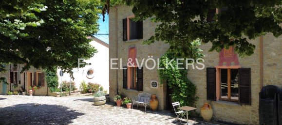 3 bedrooms Castles in Roncofreddo, Italy No. 295006 29