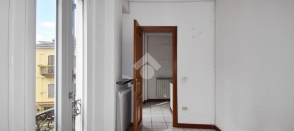 3 bedrooms Apartment in Ivrea, Italy No. 83895 13