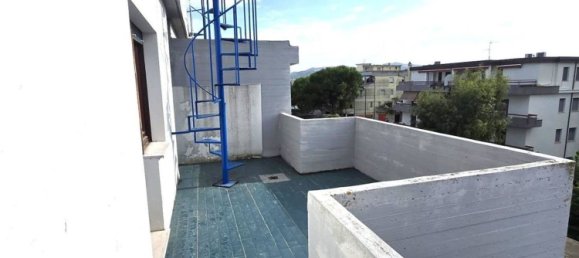 5 غرف نوم شقة في Martinsicuro, Italy رقم 324174 12