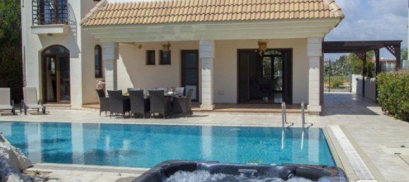 4 Schlafzimmer Villa in Paralimni, Cyprus, Nr. 5707 22