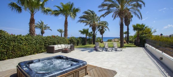 4 Schlafzimmer Villa in Paralimni, Cyprus, Nr. 5707 10