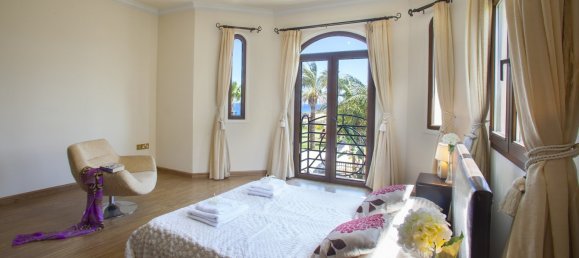 4 Schlafzimmer Villa in Paralimni, Cyprus, Nr. 5707 15