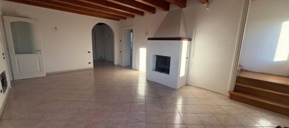 Villa de 4 dormitorios en Camisano Vicentino, Italy No. 120598 2