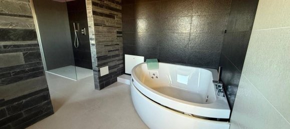 Villa de 4 dormitorios en Camisano Vicentino, Italy No. 120598 15