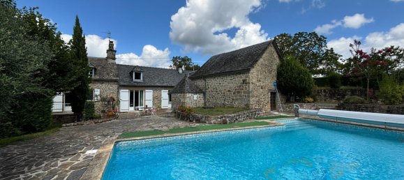 5 chambres Châteaux à Saint-Martial-de-Gimel, France No. 102177 3