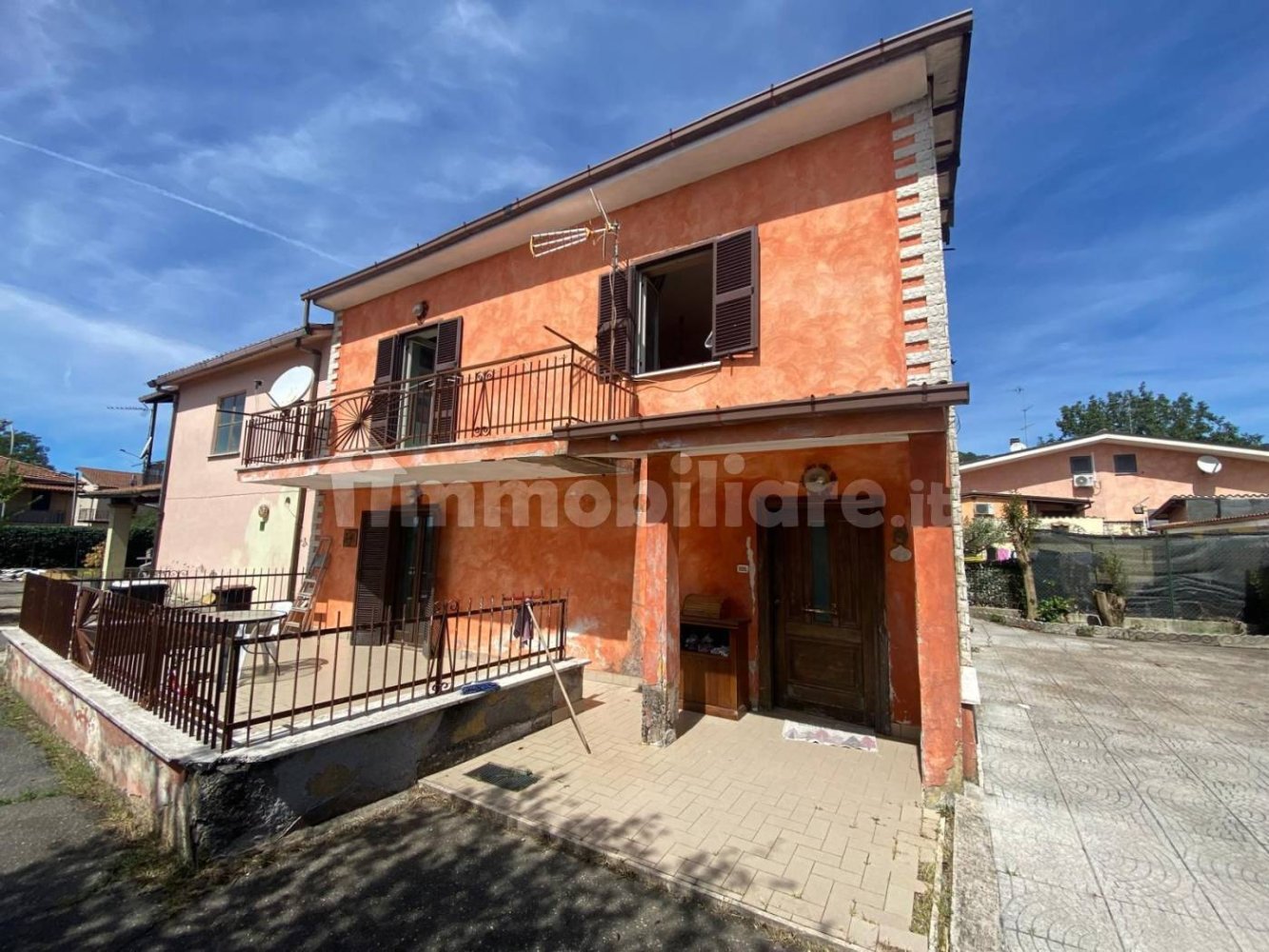 2 Schlafzimmer Wohnung in Palestrina, Italy, Nr. 395047