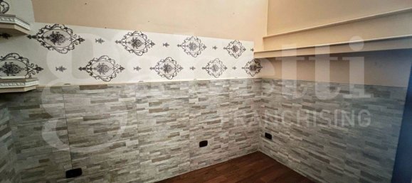 1-Zimmer Gewerbliche Immobilie in Trani, Italy, Nr. 55697 11