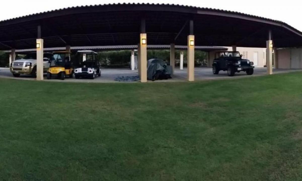 4 bedrooms House in Guerrero, Mexico No. 189004