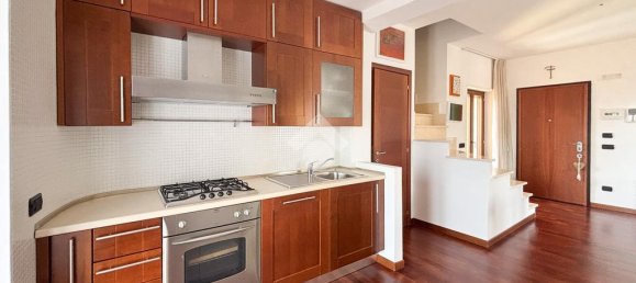 2 bedrooms Penthouse in L'Aquila, Italy No. 346133 17