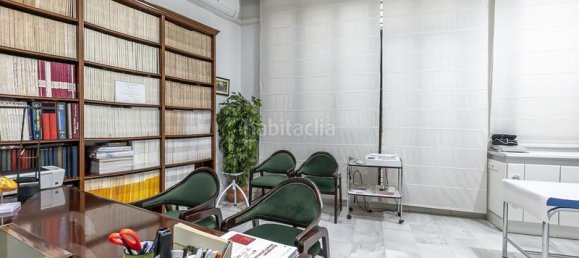 4 bedrooms Office in Malaga, Spain No. 107888 9